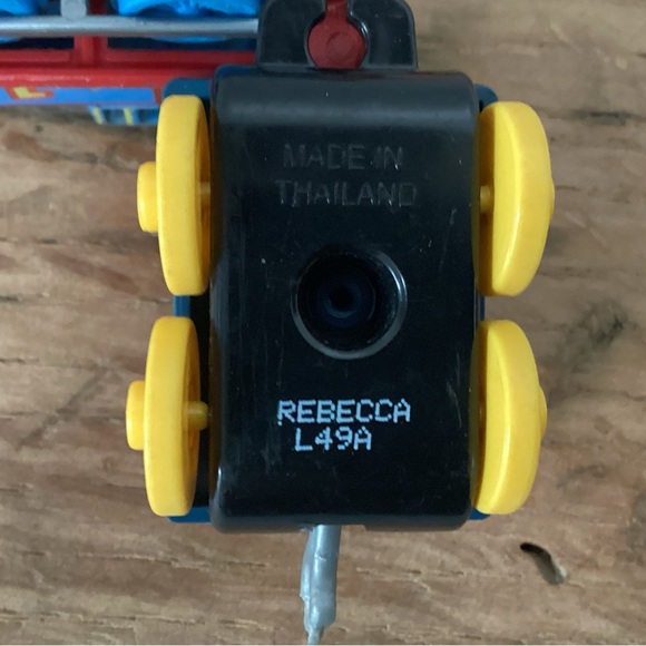 🔵 4 Set of Thomas The Tank Train Toys - Oldest is 1985 - Diecast & Plastic - Picture 8 of 12